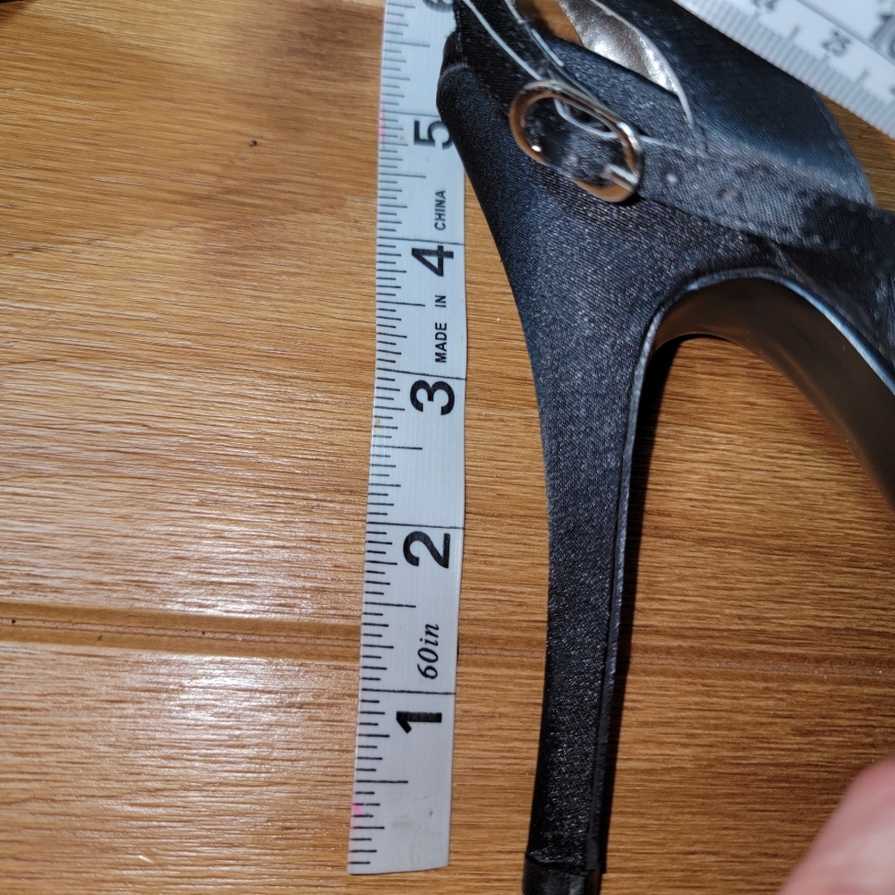 Herstyle 'Leticia' Heels - Size 6.5‎ - Picture 5 of 6
